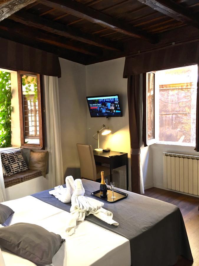 Do-Do Navona Suites Řím Pokoj fotografie
