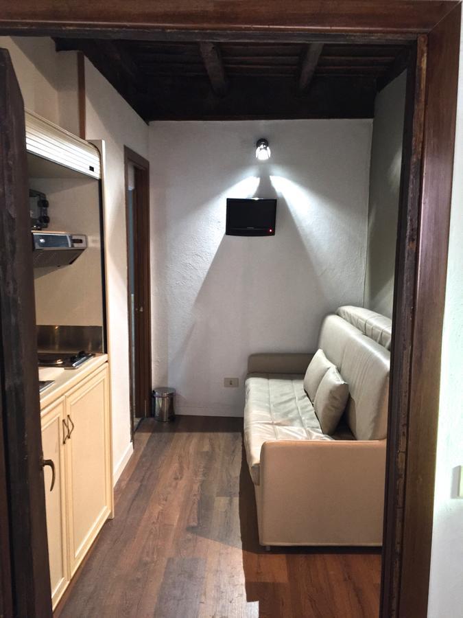 Do-Do Navona Suites Řím Pokoj fotografie